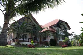 Dumaguete Springs Resort